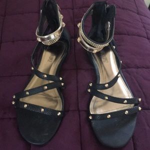 Jennifer Lopez gladiator sandals